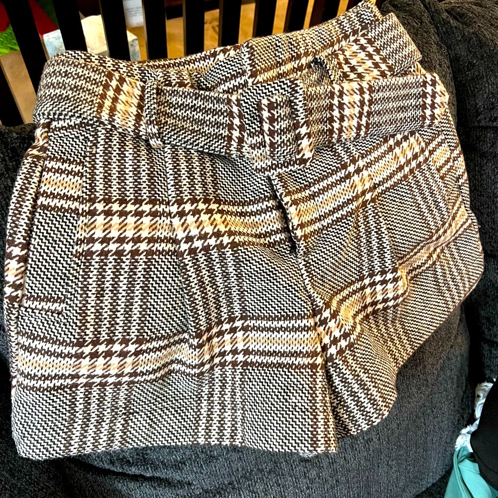 Brown and White plaid shorts size S